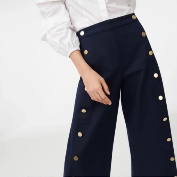 Adorable cropped wide leg Club Monaco pant - Picture 2 of 9
